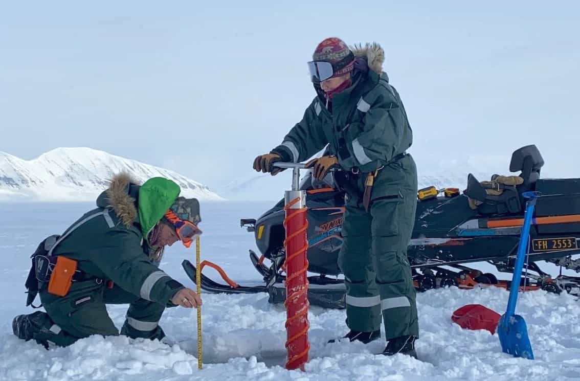 Meet the Women Who Spent 19 Months Alone in the Arctic