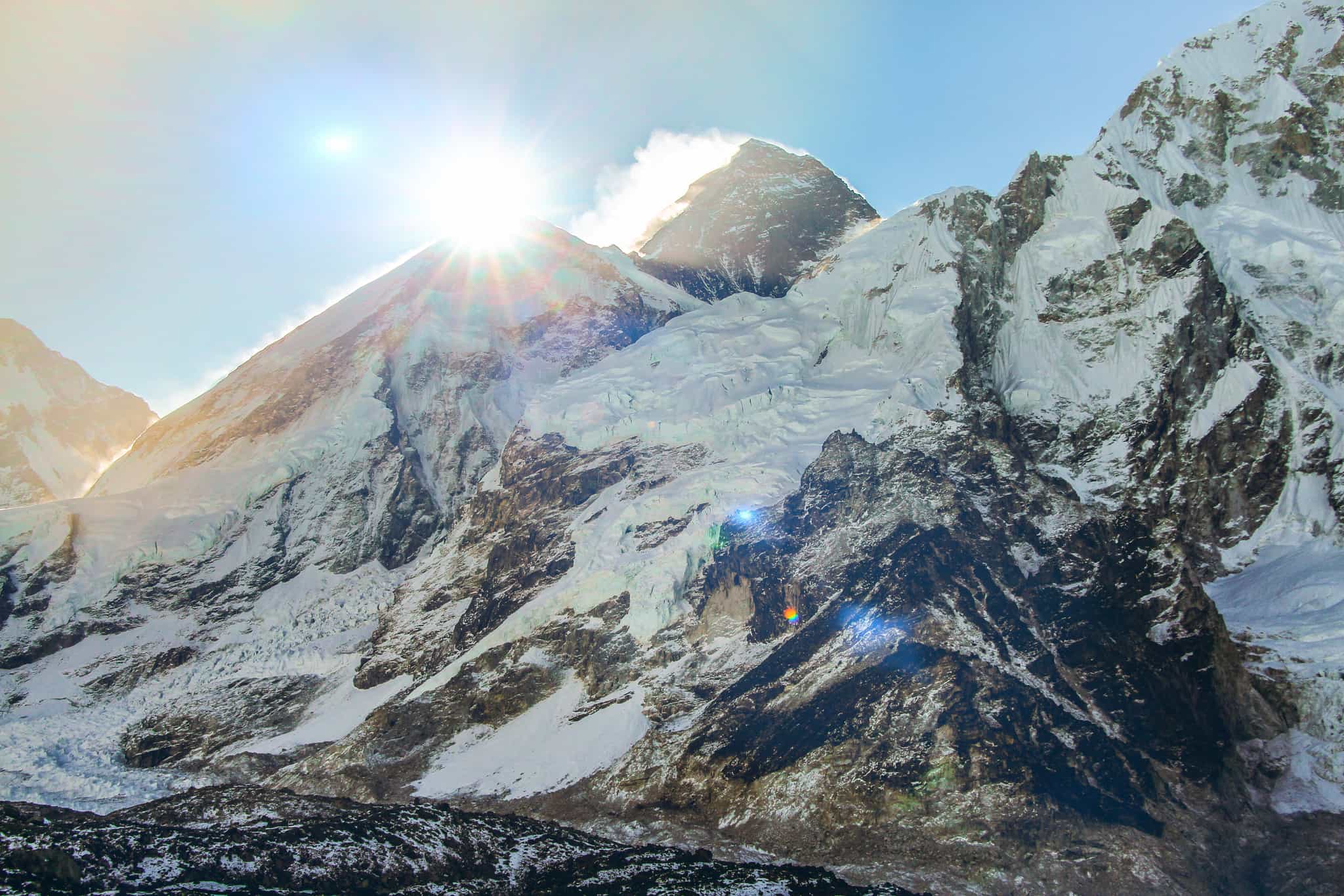 Sunrise behind Mount Everest, as seen from Kala Patthar, Nepal: GettyImages-1172694315