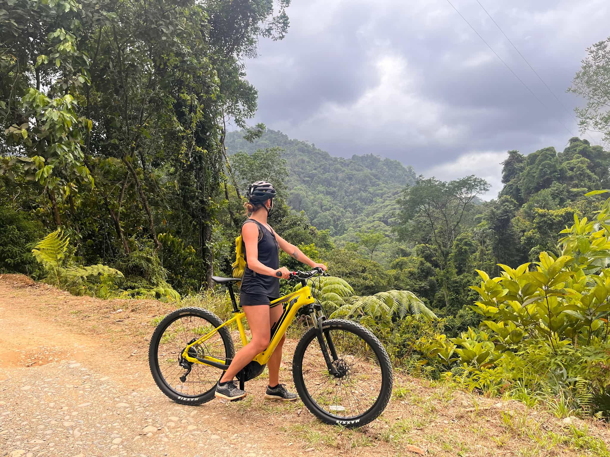 Femal e-bike, costa rica