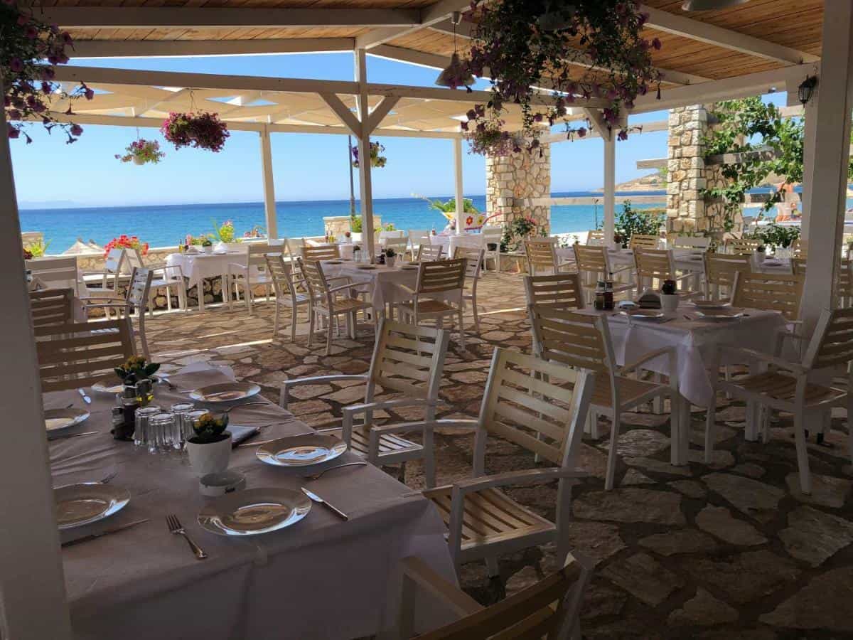 Hotel Riviera Restaurant, Queparo