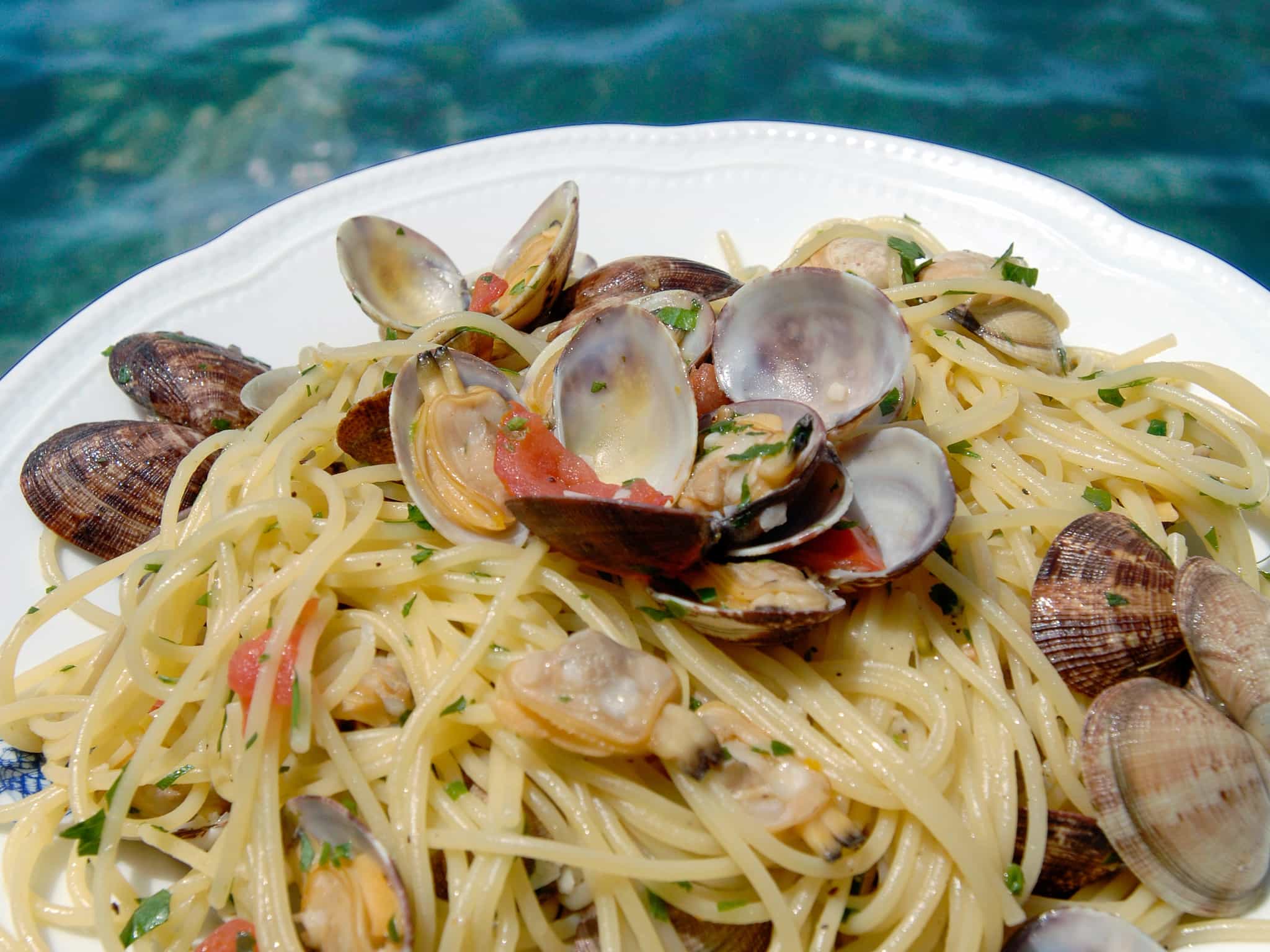 Spaghetti with clams.