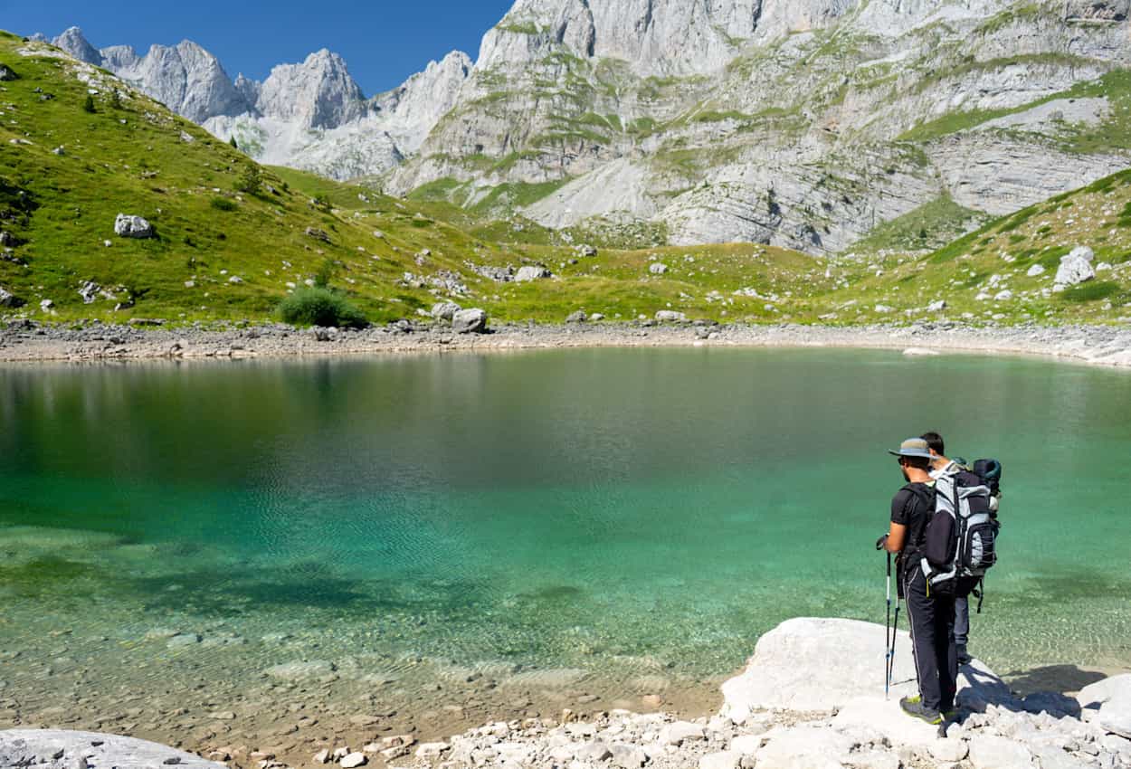 Buni Jezerce, Albania